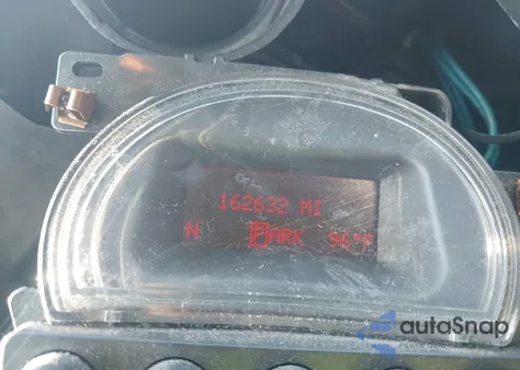 2006 Pontiac Grand Prix z USA, uszkodzony, nr VIN 2G2WP552861201854